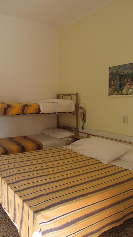 Hotel Toledo Rimini Exterior photo