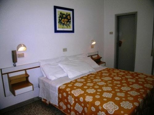 Hotel Toledo Rimini Exterior photo