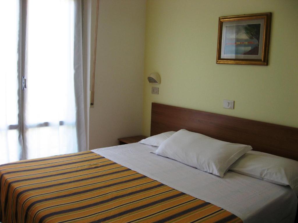 Hotel Toledo Rimini Room photo